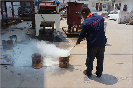 滅火器現(xiàn)場(chǎng)演示